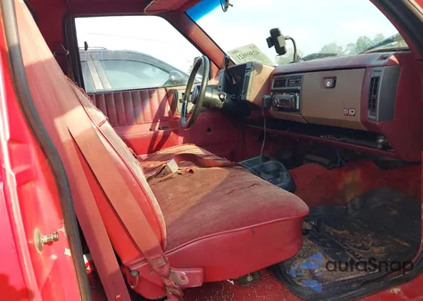 1988 Chevrolet S Truck S10 z USA, uszkodzony, nr VIN 1GCBS14R7J8140308